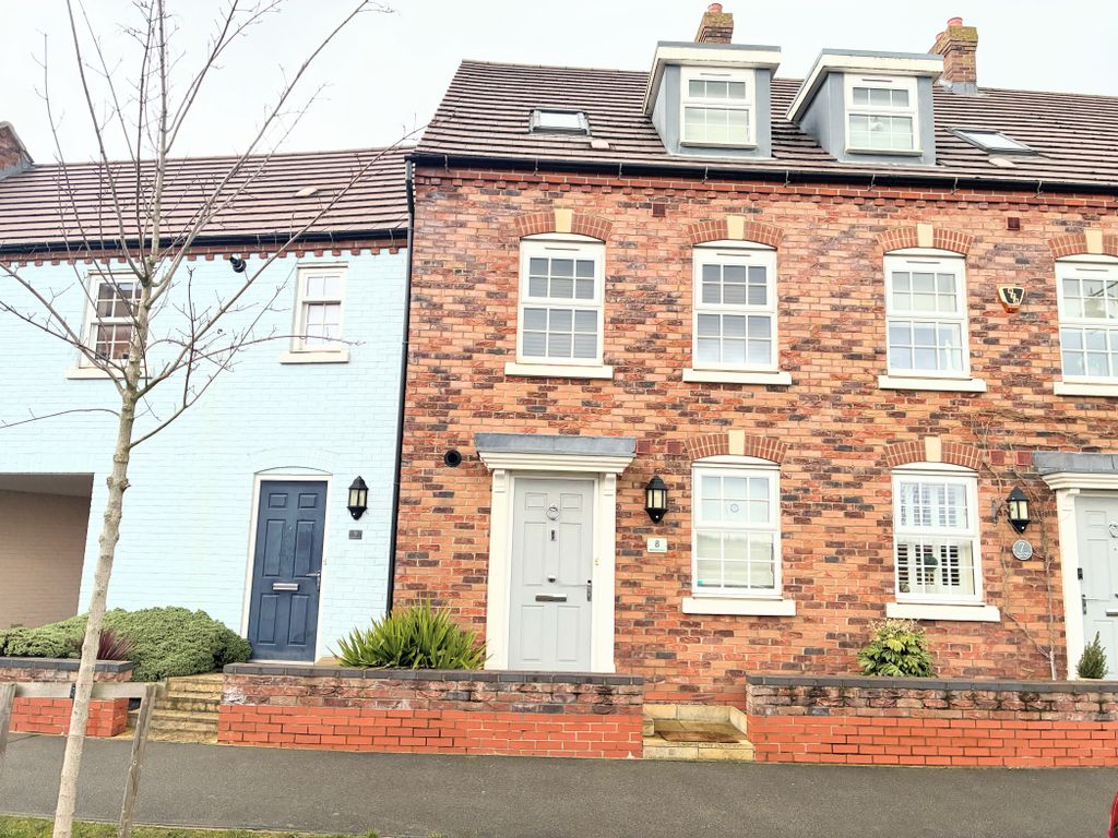 Property photo 1 of 2 Front