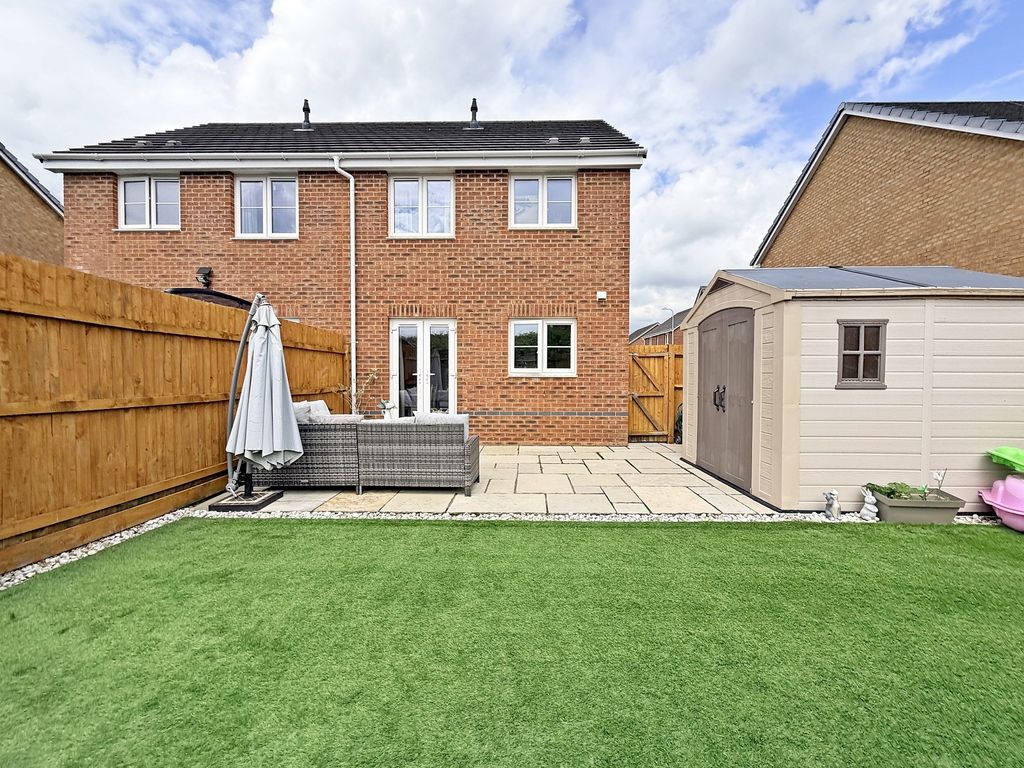 Property photo 2 of 25 Rear Garden