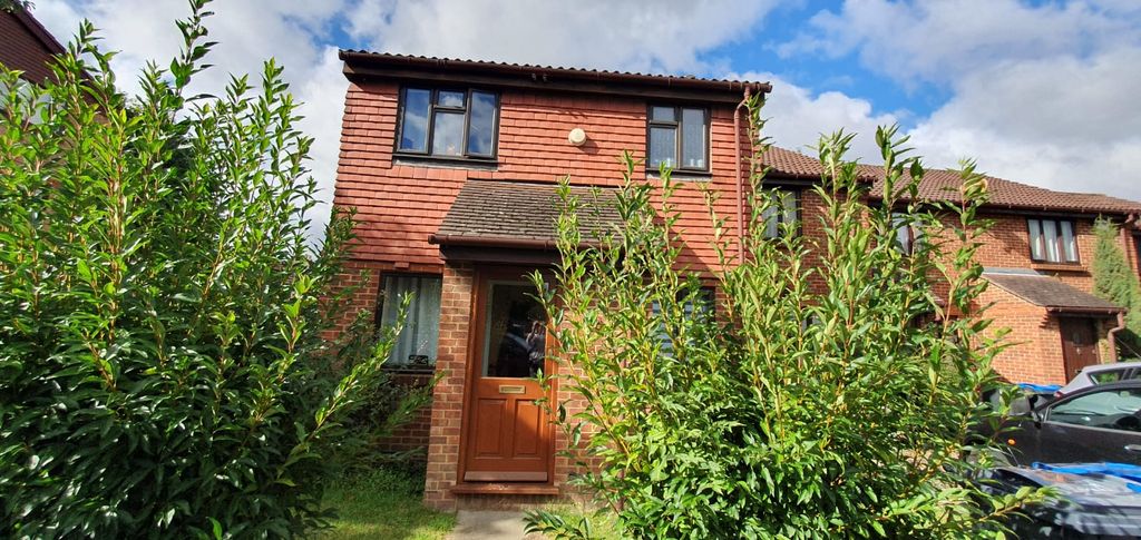 Property photo 1 of 8