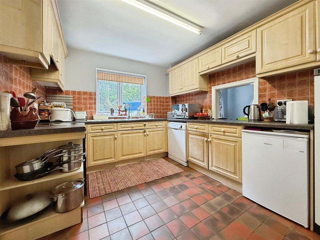 Property photo 2 of 26 21517A29-Img_5402.Jpeg