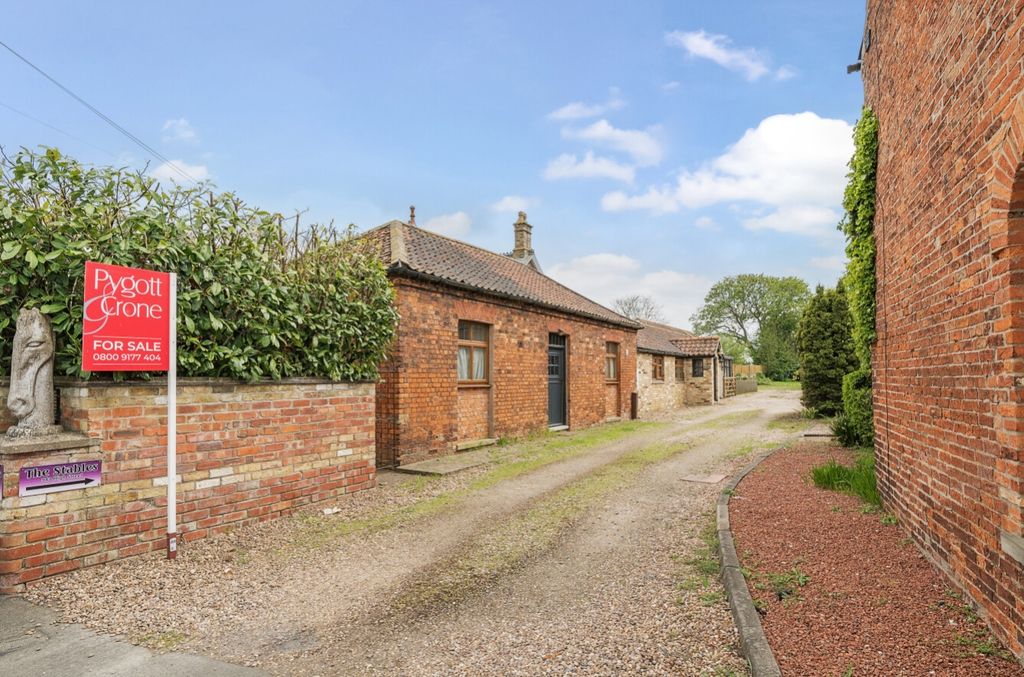 Property photo 1 of 22 1277425 (1)