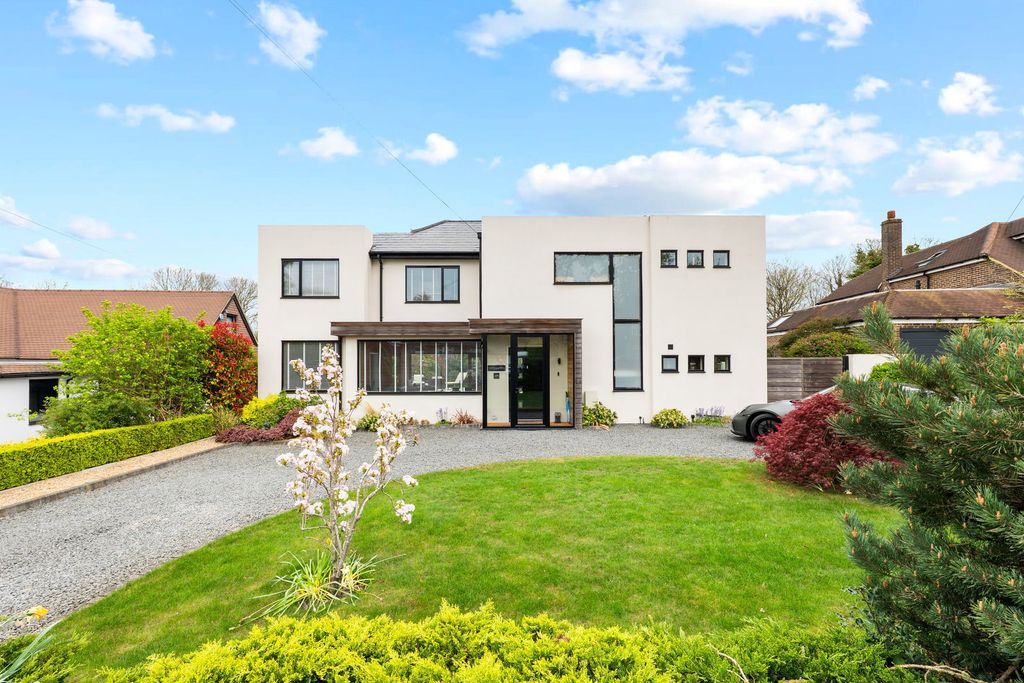 Property photo 1 of 43