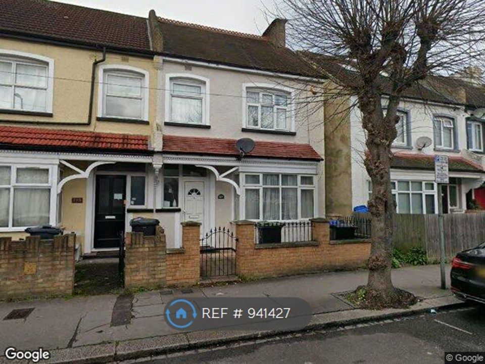 Property photo 1 of 2