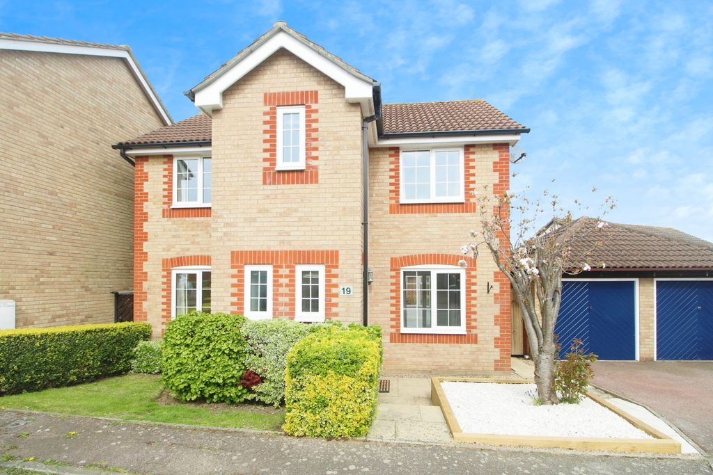 Property photo 1 of 12