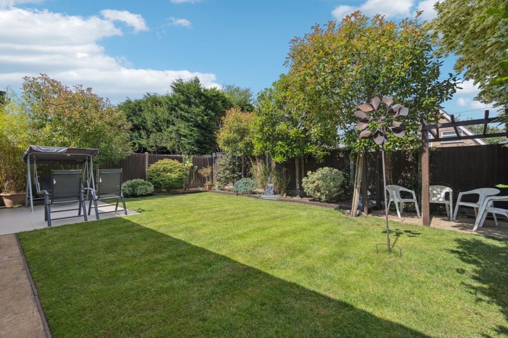 Property photo 2 of 15