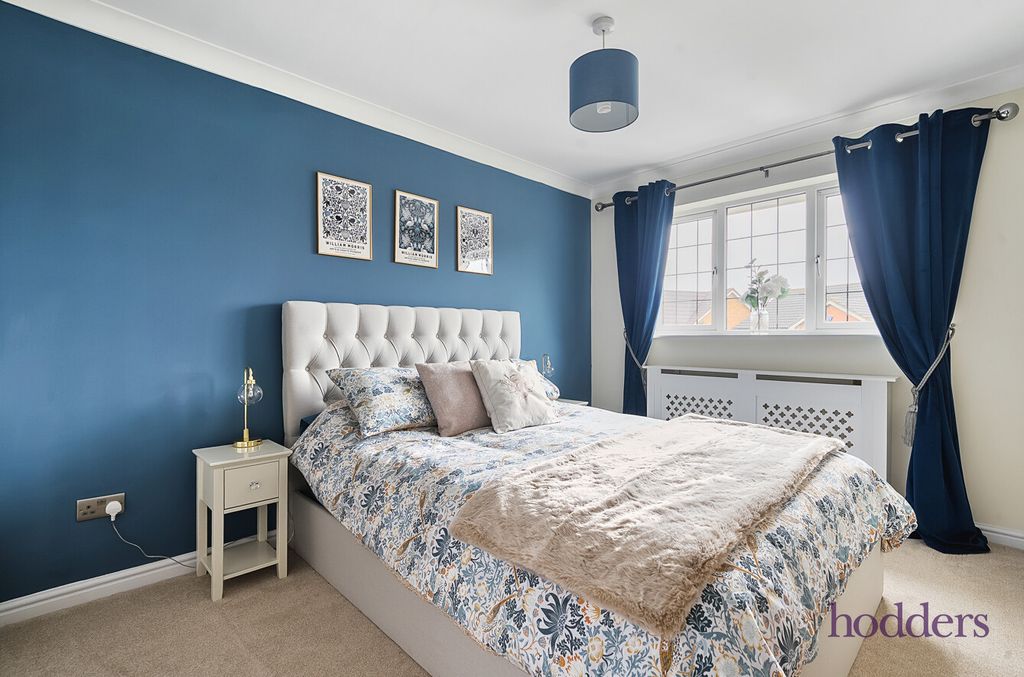 Property photo 3 of 27 70F3382E-2Efa-4B4...