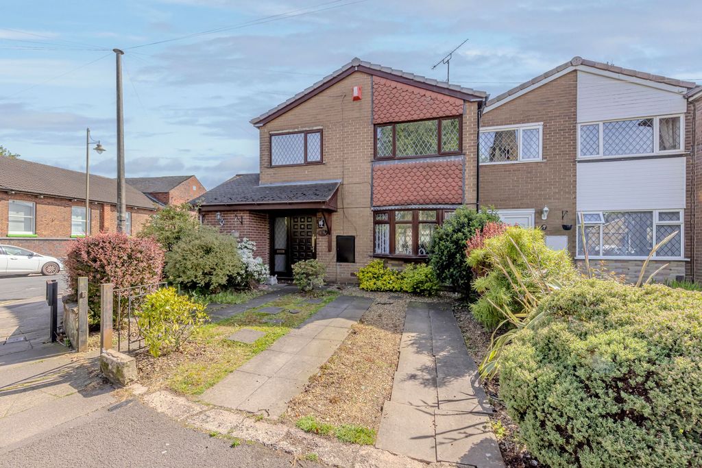 Property photo 1 of 23