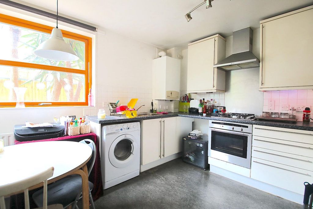 Property photo 3 of 4 Img_7997.Jpg