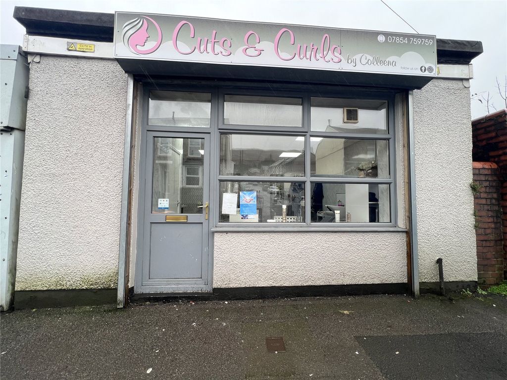 Property photo 1 of 6 Picture No. 05