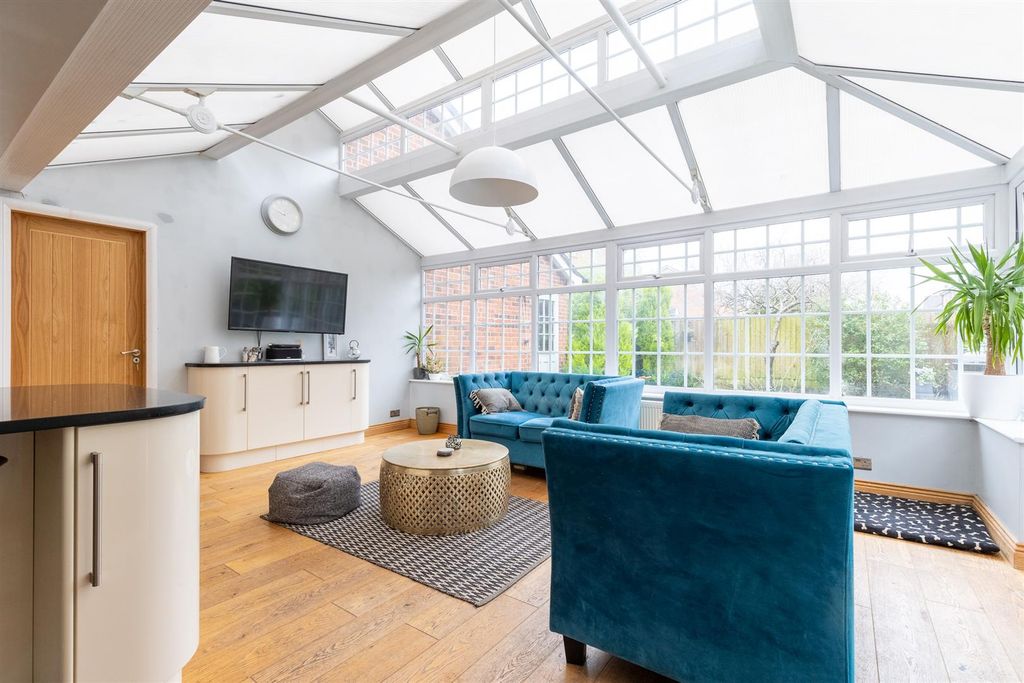 Property photo 3 of 22 38Hortonway-10.Jpg