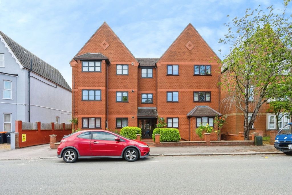 Property photo 1 of 18 Pbox-Img.Jpg