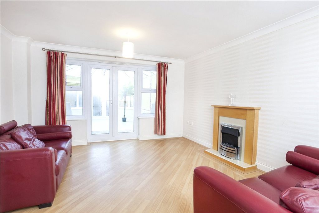 Property photo 2 of 10 Picture No. 02