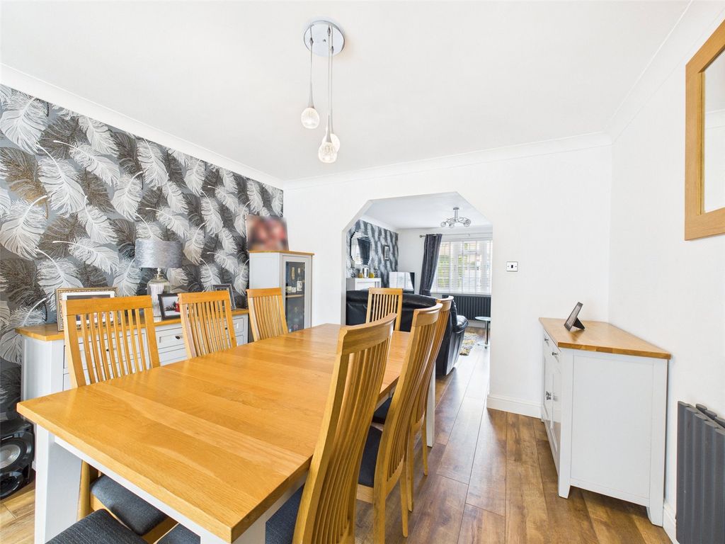 Property photo 3 of 21 Picture No. 07