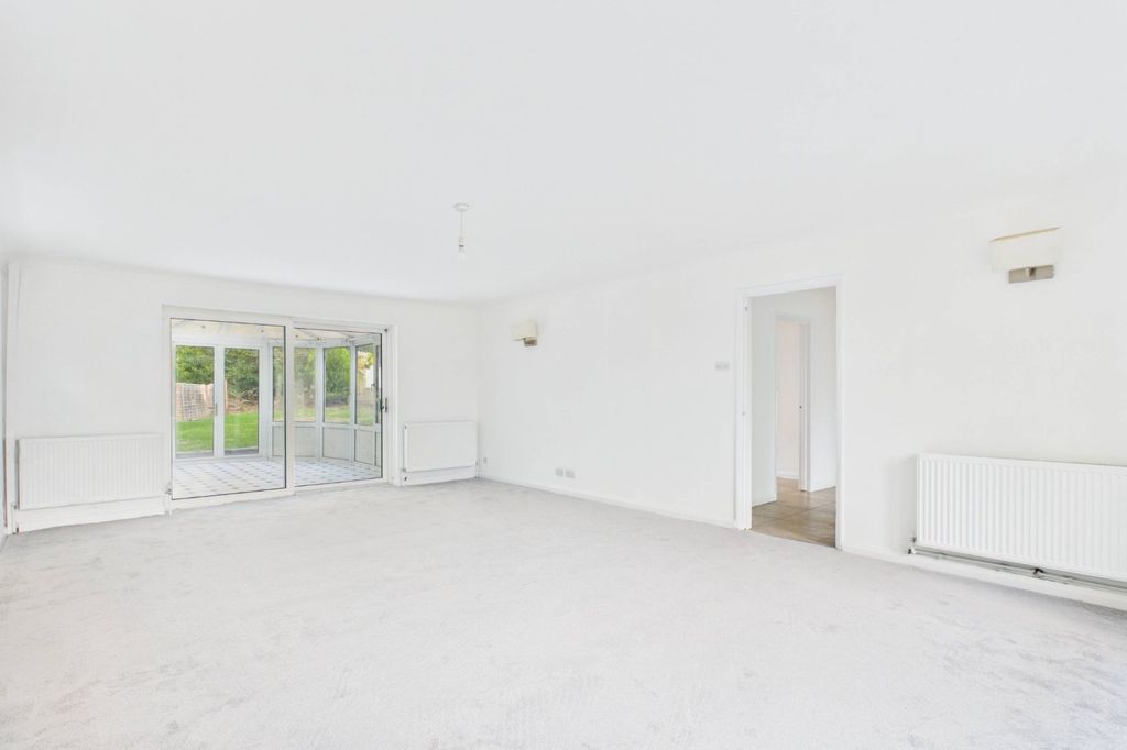 Property photo 2 of 14 Picture No. 03