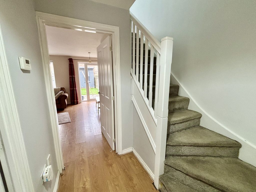 Property photo 2 of 22 Hall