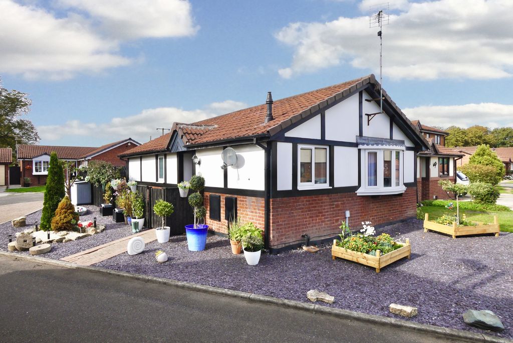 Property photo 1 of 16