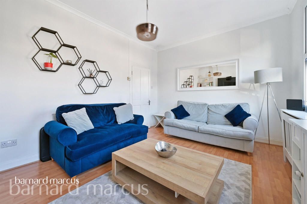 Property photo 3 of 10 Image