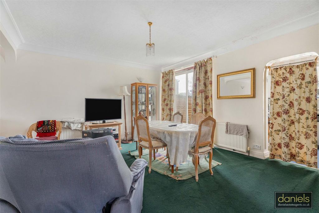 Property photo 3 of 17 3_79446_Watermarked.Jpg