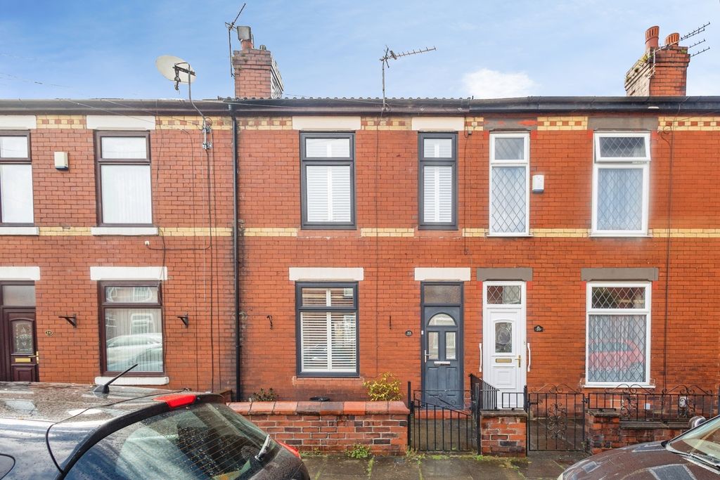 Property photo 1 of 19 Pbox-Img.Jpg