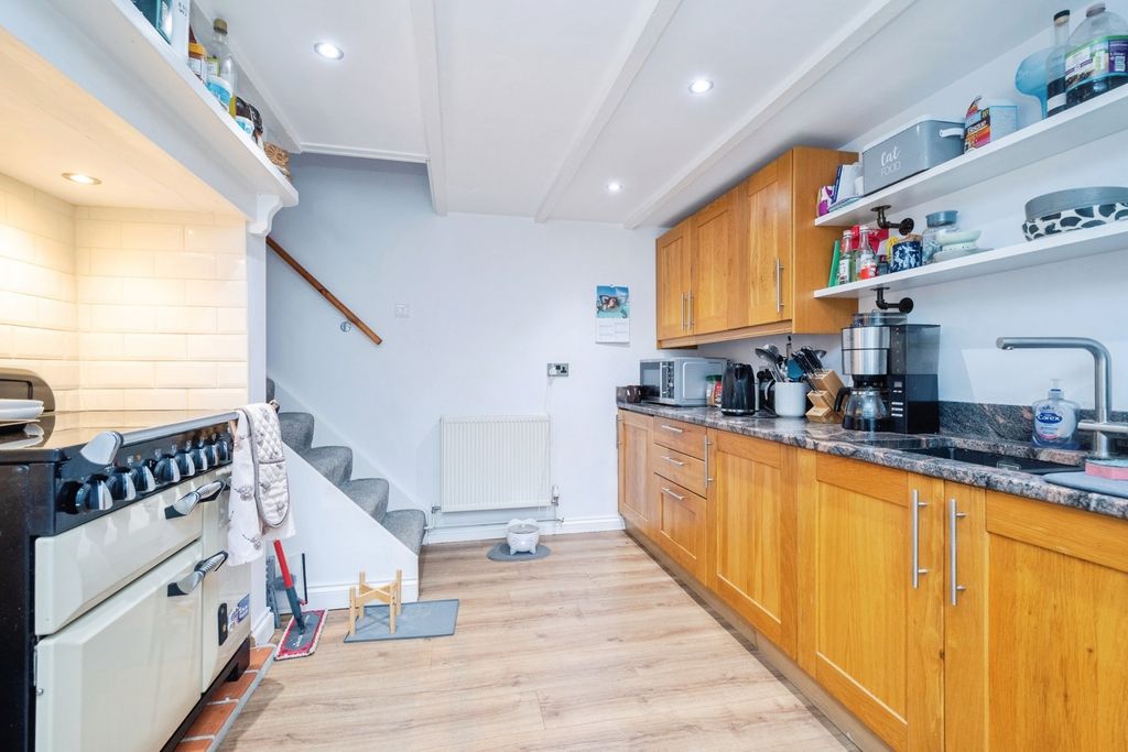 Property photo 3 of 16 Pbox-Img.Jpg