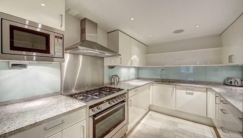 Property photo 2 of 5