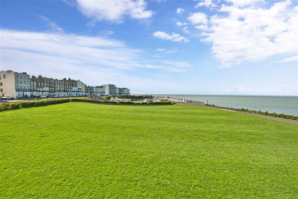 Property photo 3 of 9 Surrounding Area