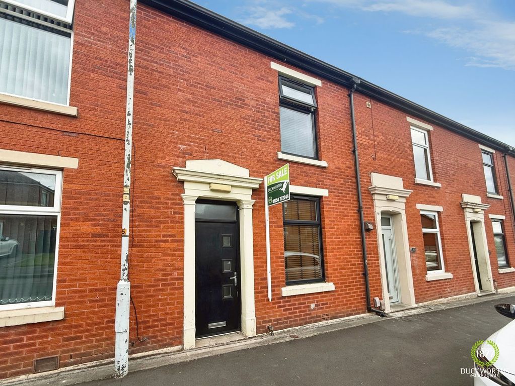 Property photo 1 of 13