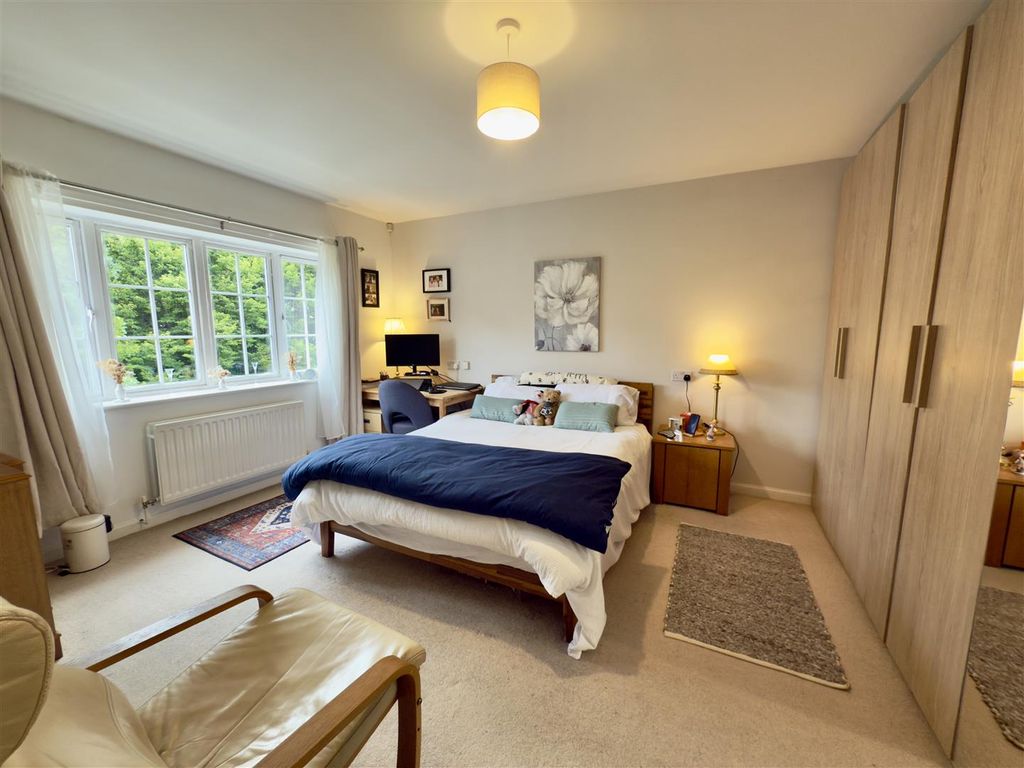 Property photo 3 of 17 Bedroom One