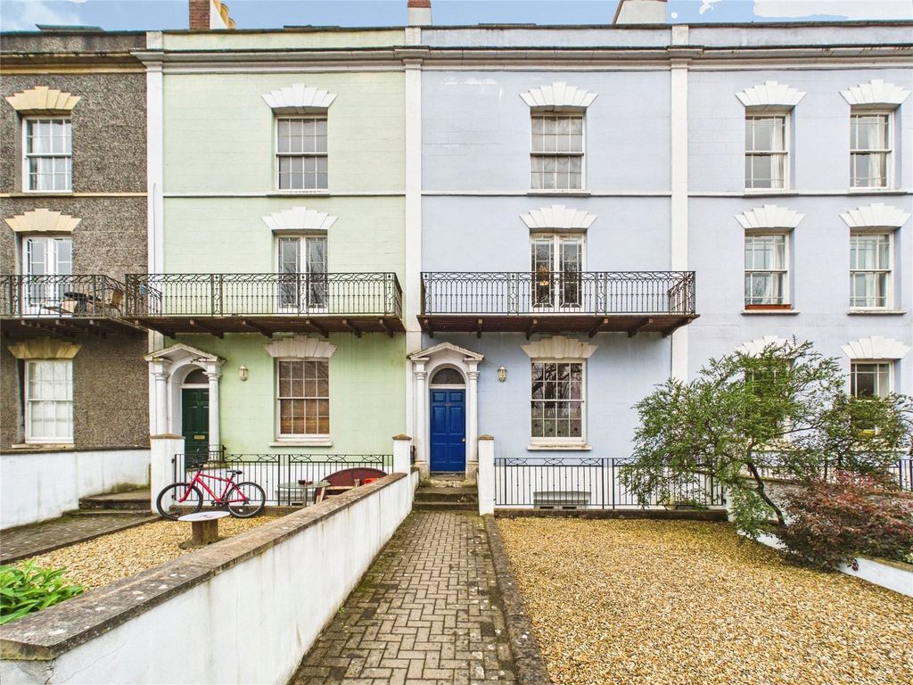 Property photo 2 of 15 Picture No. 20