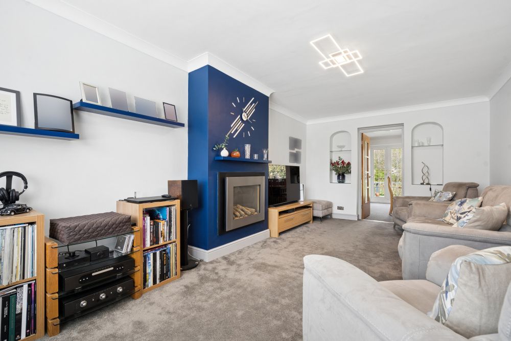 Property photo 3 of 21