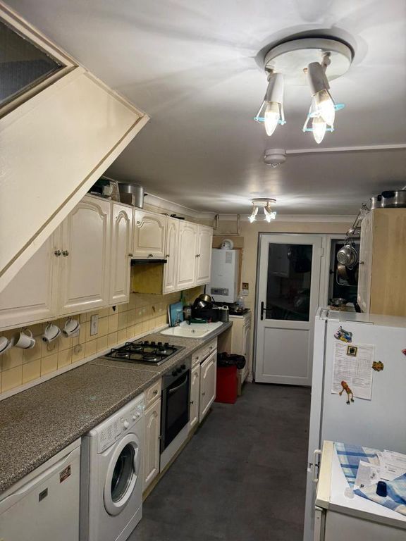 Property photo 3 of 11 Photo 3