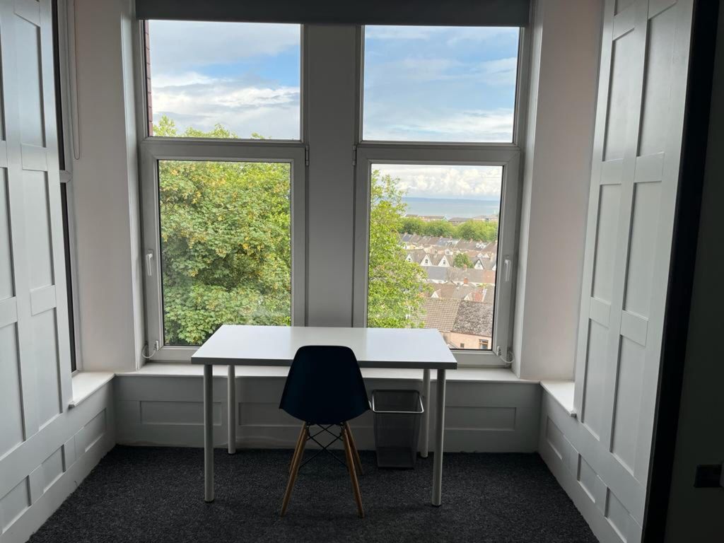 Property photo 3 of 35