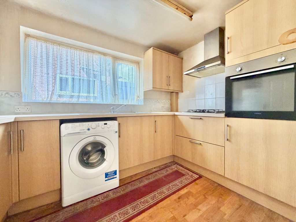 Property photo 2 of 13 Kitchen