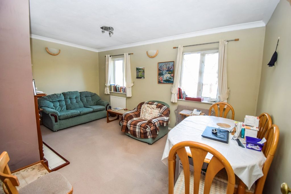 Property photo 2 of 8 Living Room