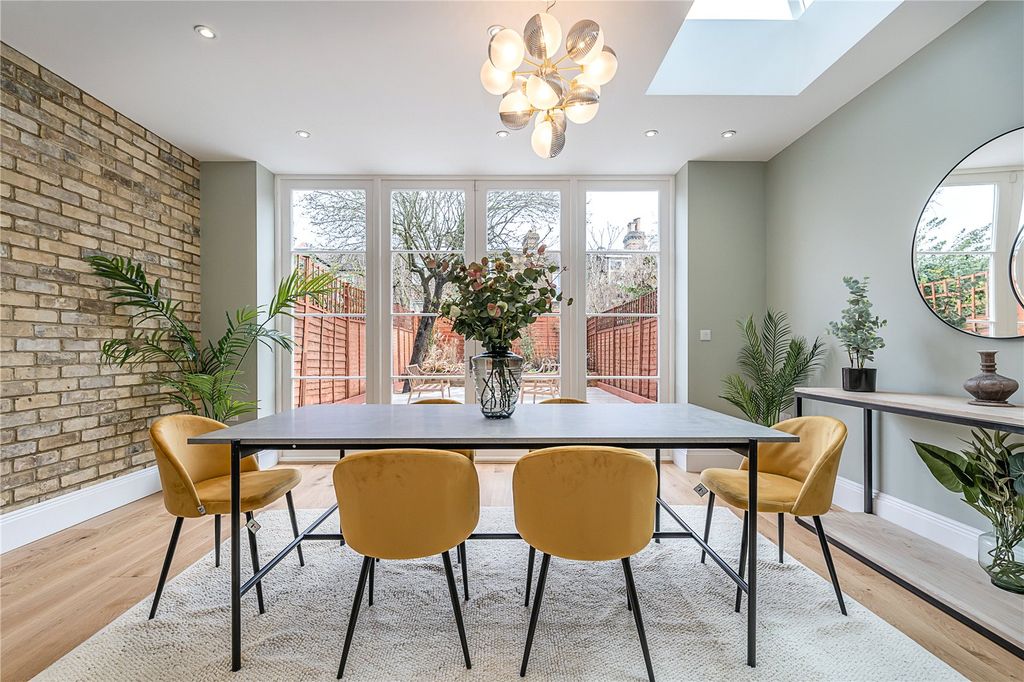 Property photo 3 of 24 Picture No. 29