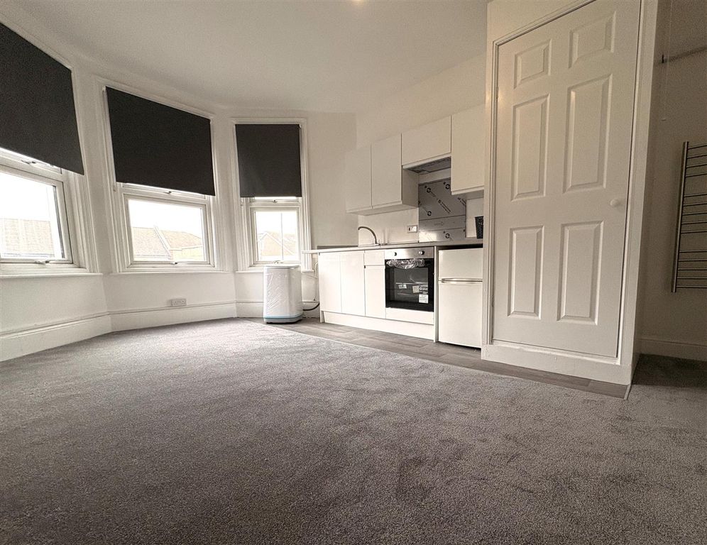 Property photo 3 of 6 Img_1350.Jpeg