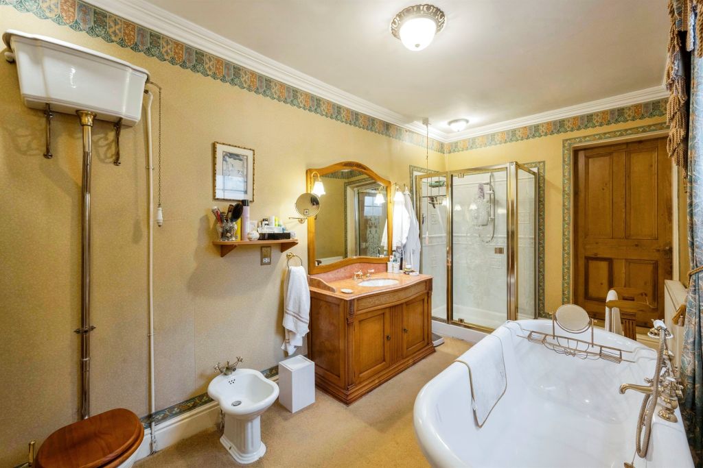Additional image 12 of 6 bed end terrace house for saleRegent Square, Town, Doncaster DN1