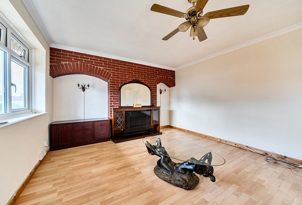 Property photo 2 of 22 1516223 (14).Jpg