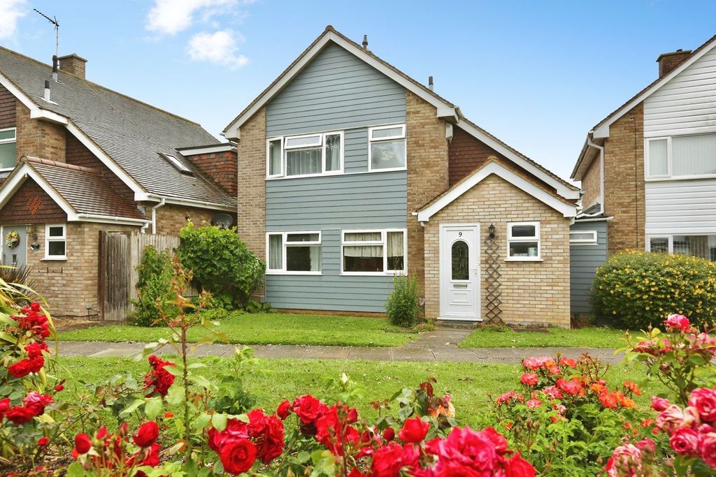 Property photo 1 of 27
