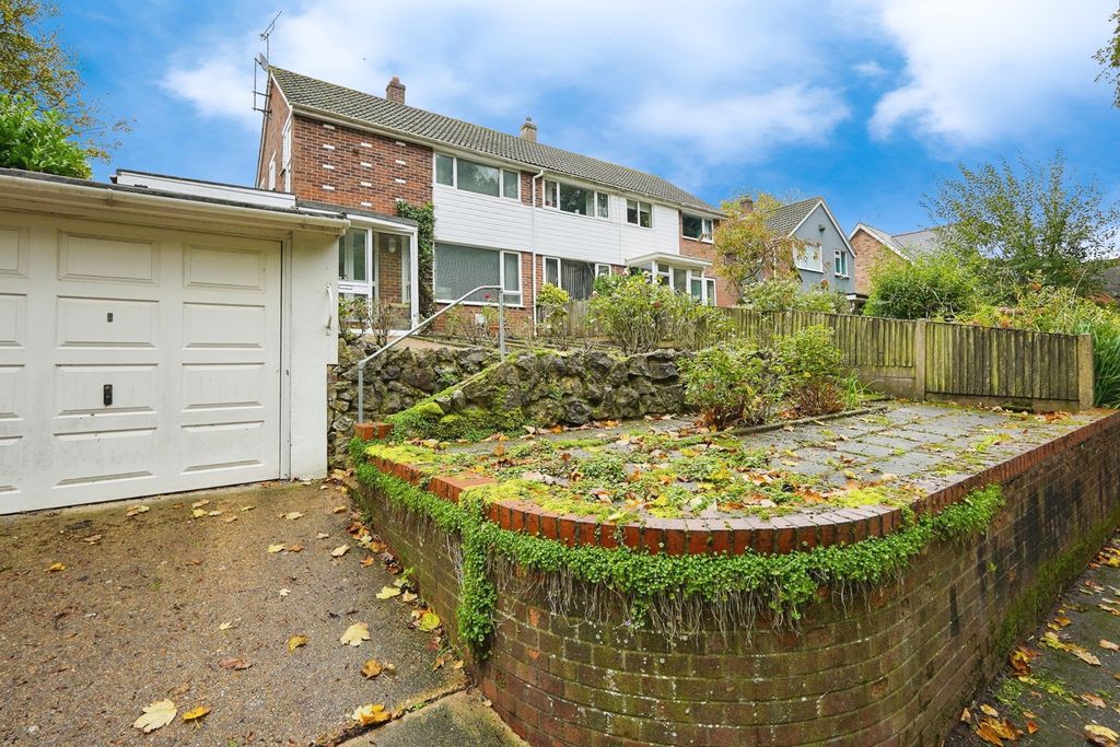 Property photo 1 of 19 Photo