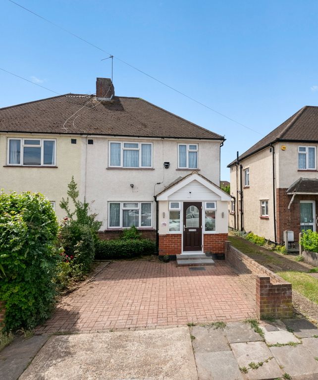 Property photo 1 of 11