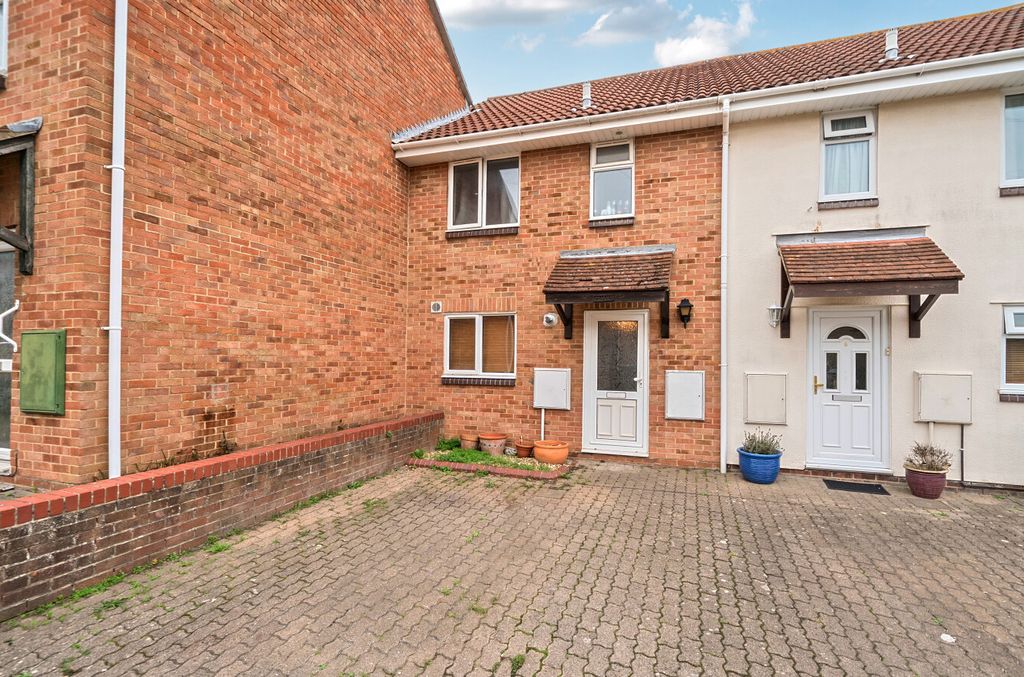 Property photo 1 of 10 1362844-11-68E905...