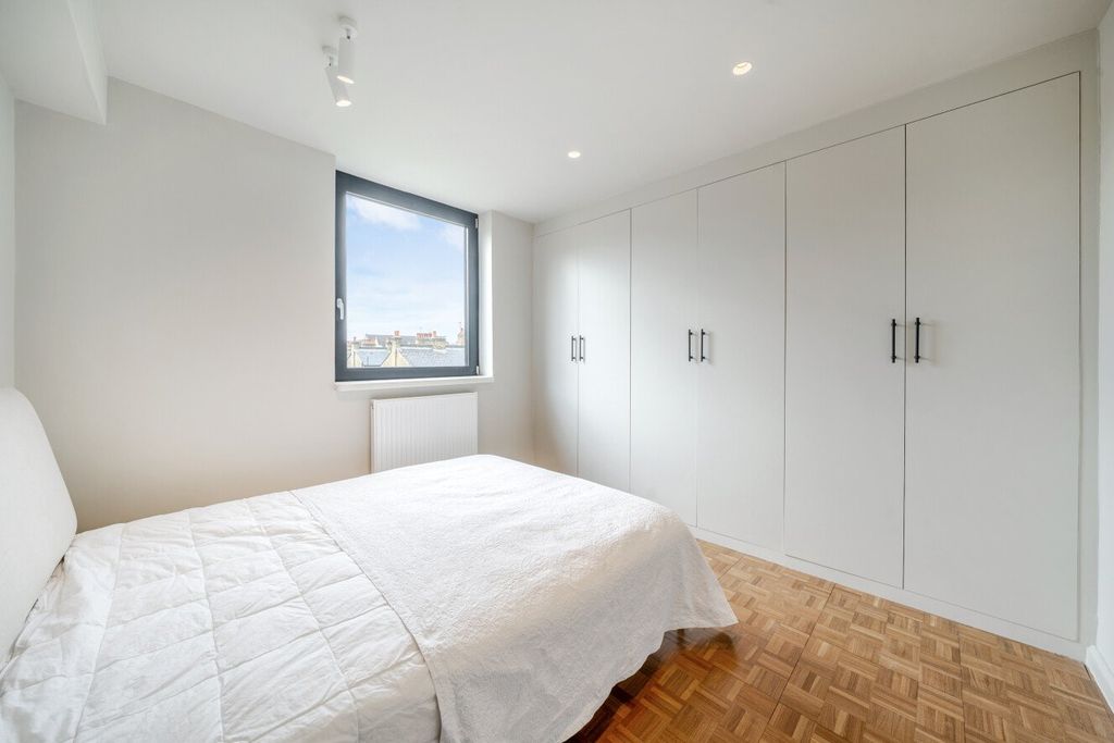 Property photo 1 of 14 Picture No. 03