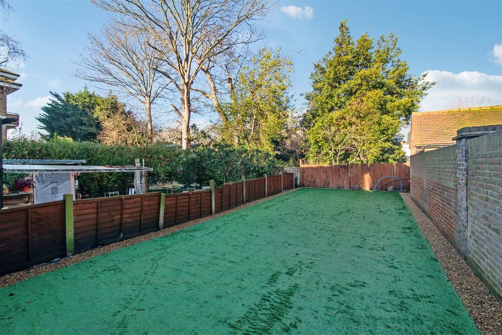 Property photo 3 of 16 15.Jpg