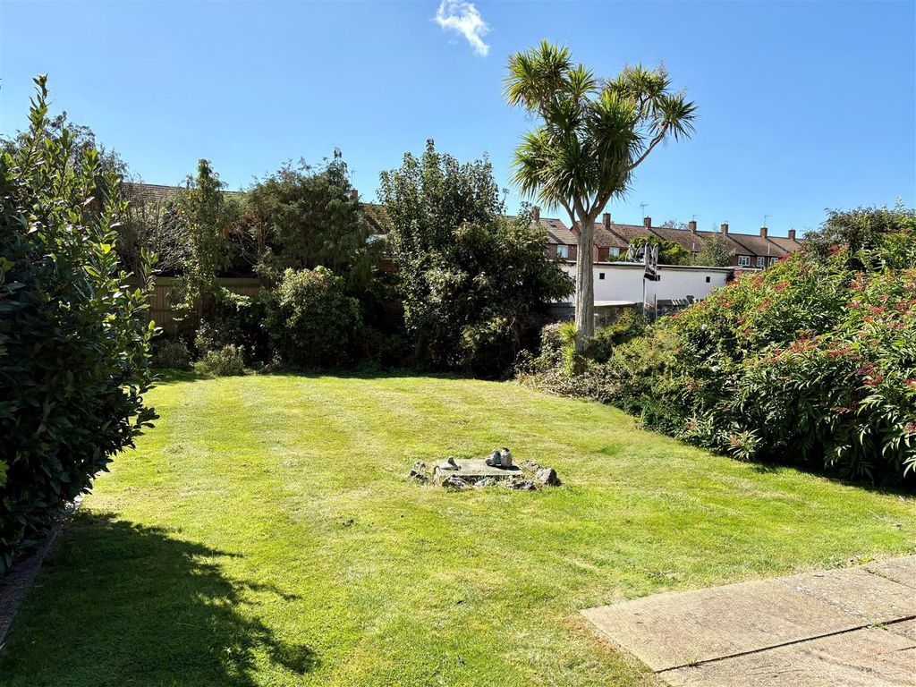 Property photo 2 of 6 1.Jpg