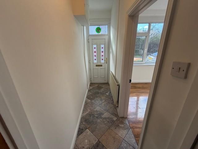 Property photo 2 of 14 Hallway.Jpg