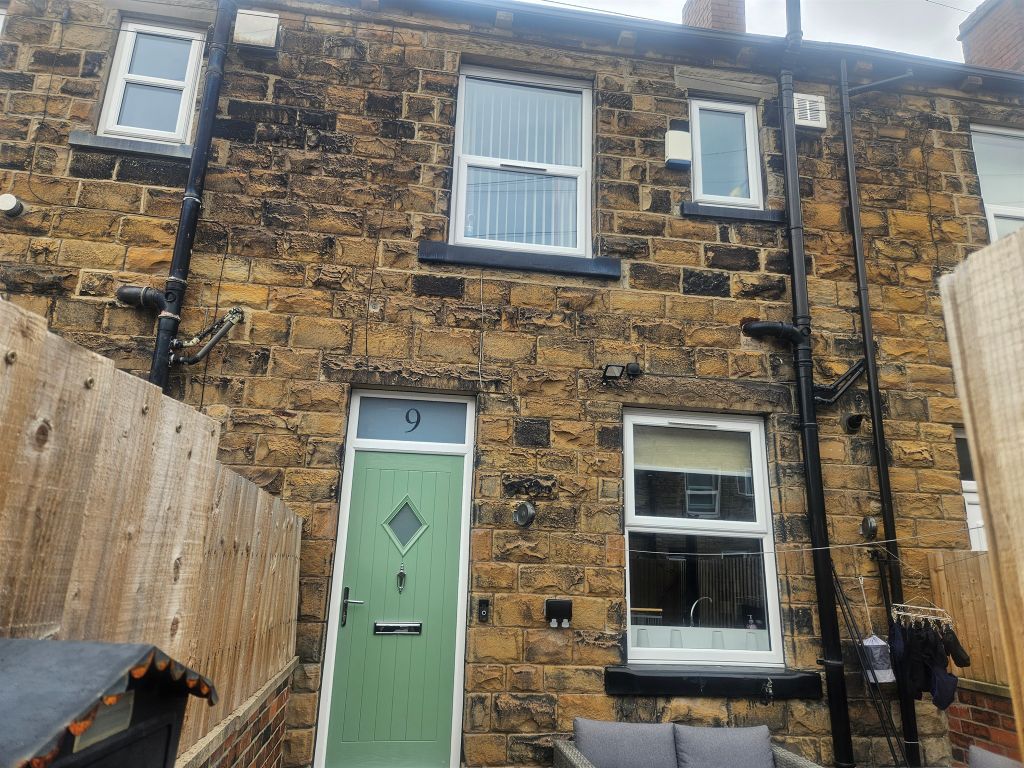 Property photo 1 of 6
