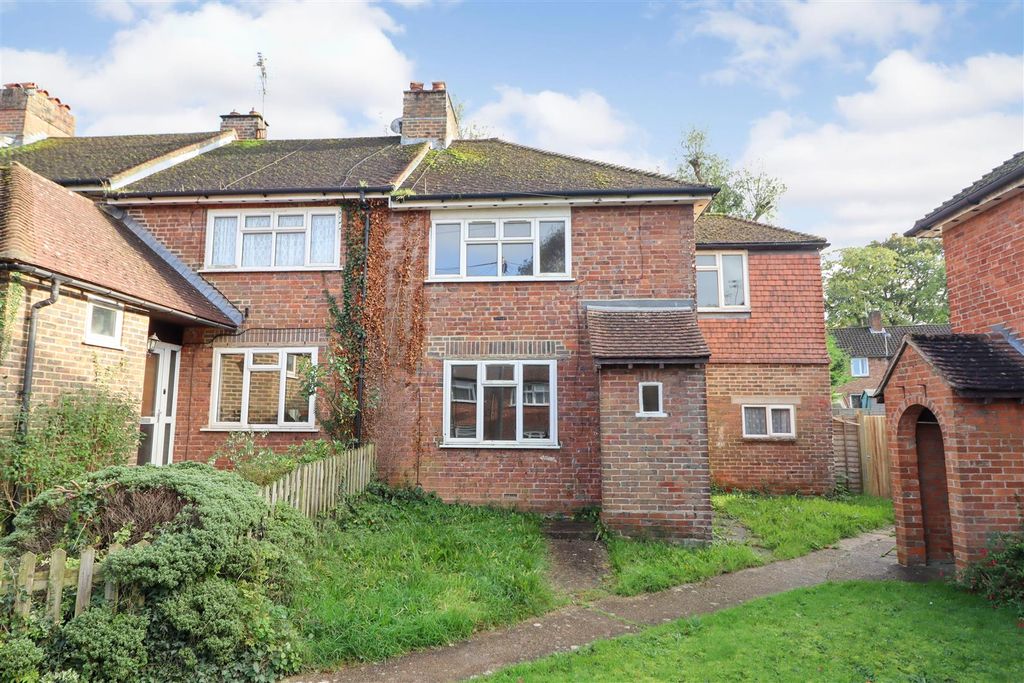 Property photo 1 of 9