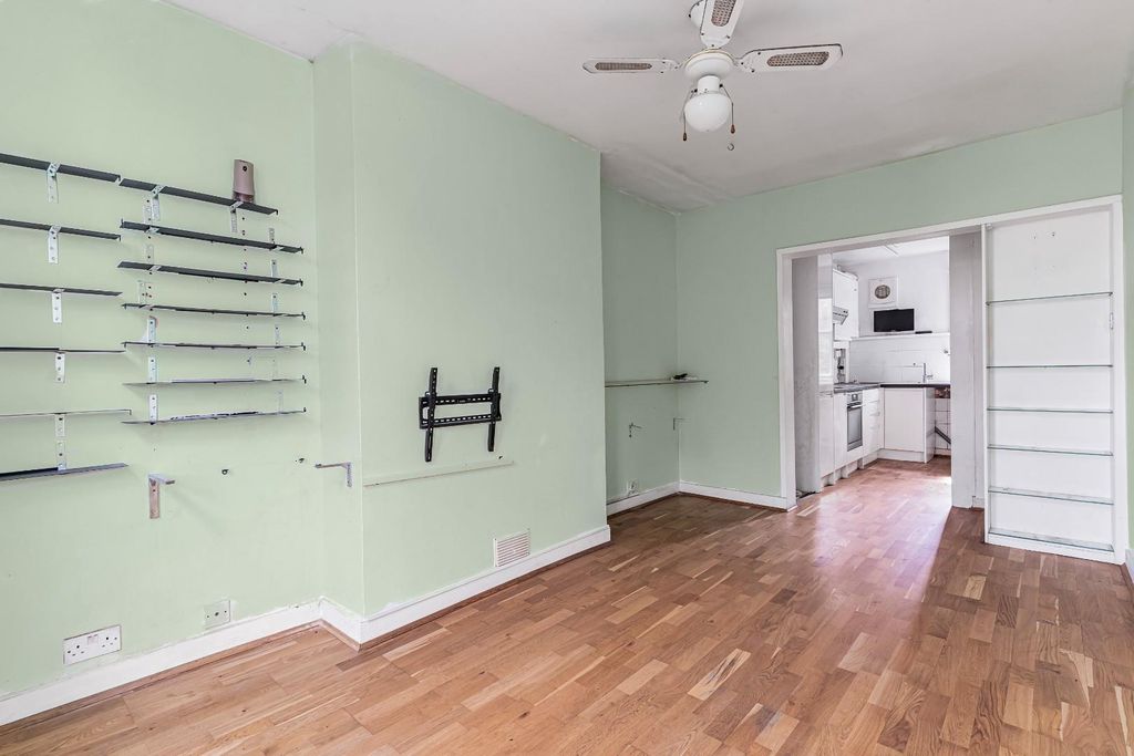 Property photo 1 of 17 9_59715.Jpg
