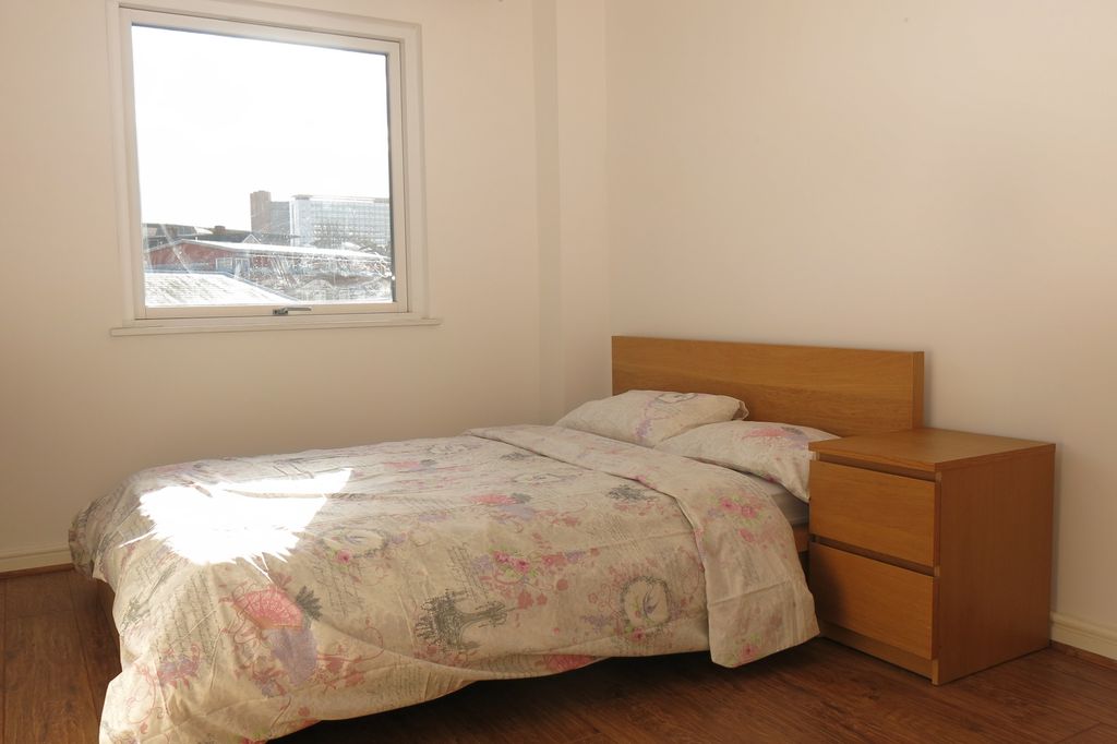 Property photo 3 of 6 Photo 03